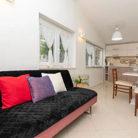 Apartments Villa White House Omiš Buitenkant foto