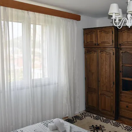Apartments Villa White House Omiš Buitenkant foto