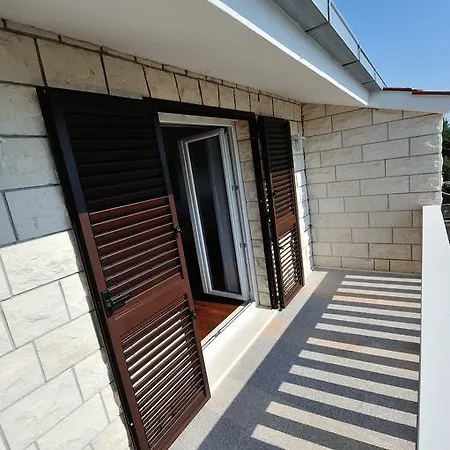 Apartments Villa White House Omiš Kamer foto