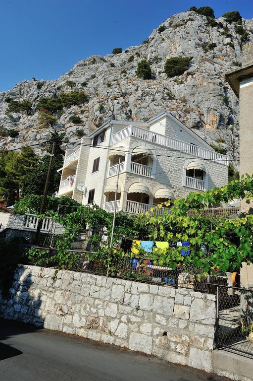 Apartment White House Omis