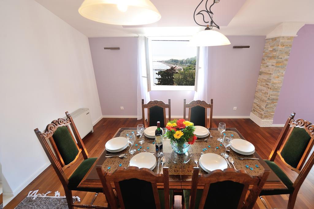 White House Apartment *
