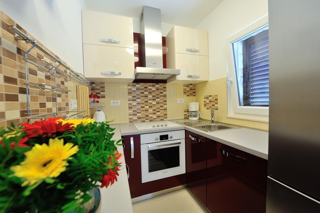 Apartment White House