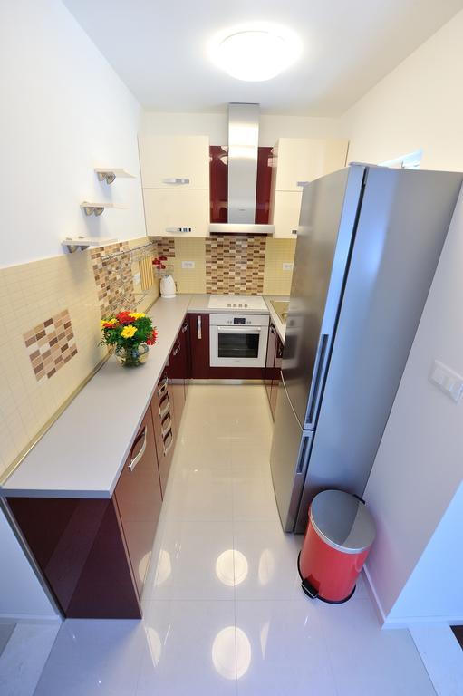 Apartment White House *